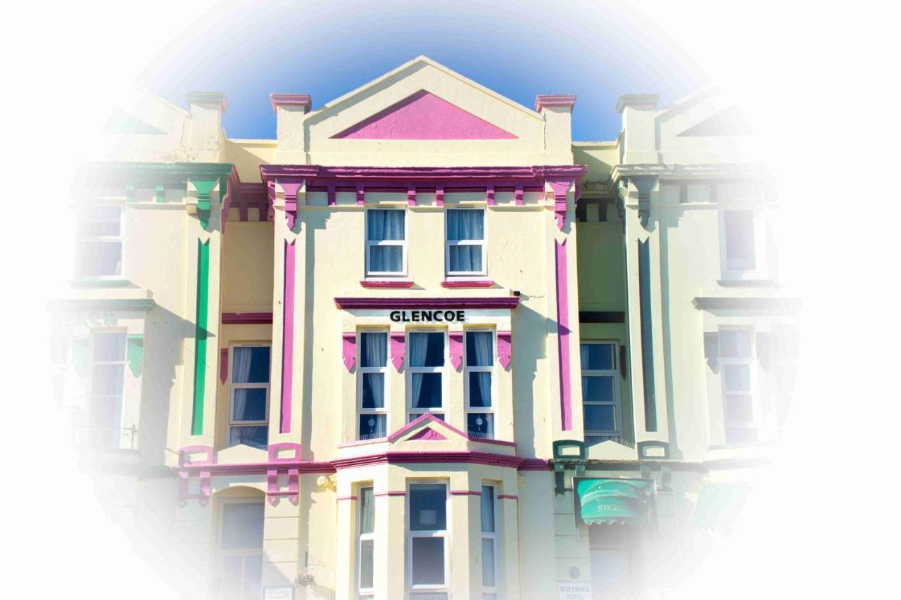 7 - 1 Bedroom Sea Front Location - Step Free Access From Rear - Free Parking Holiday home *